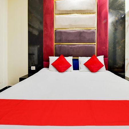 Hotel O Double Rr New Delhi Extérieur photo