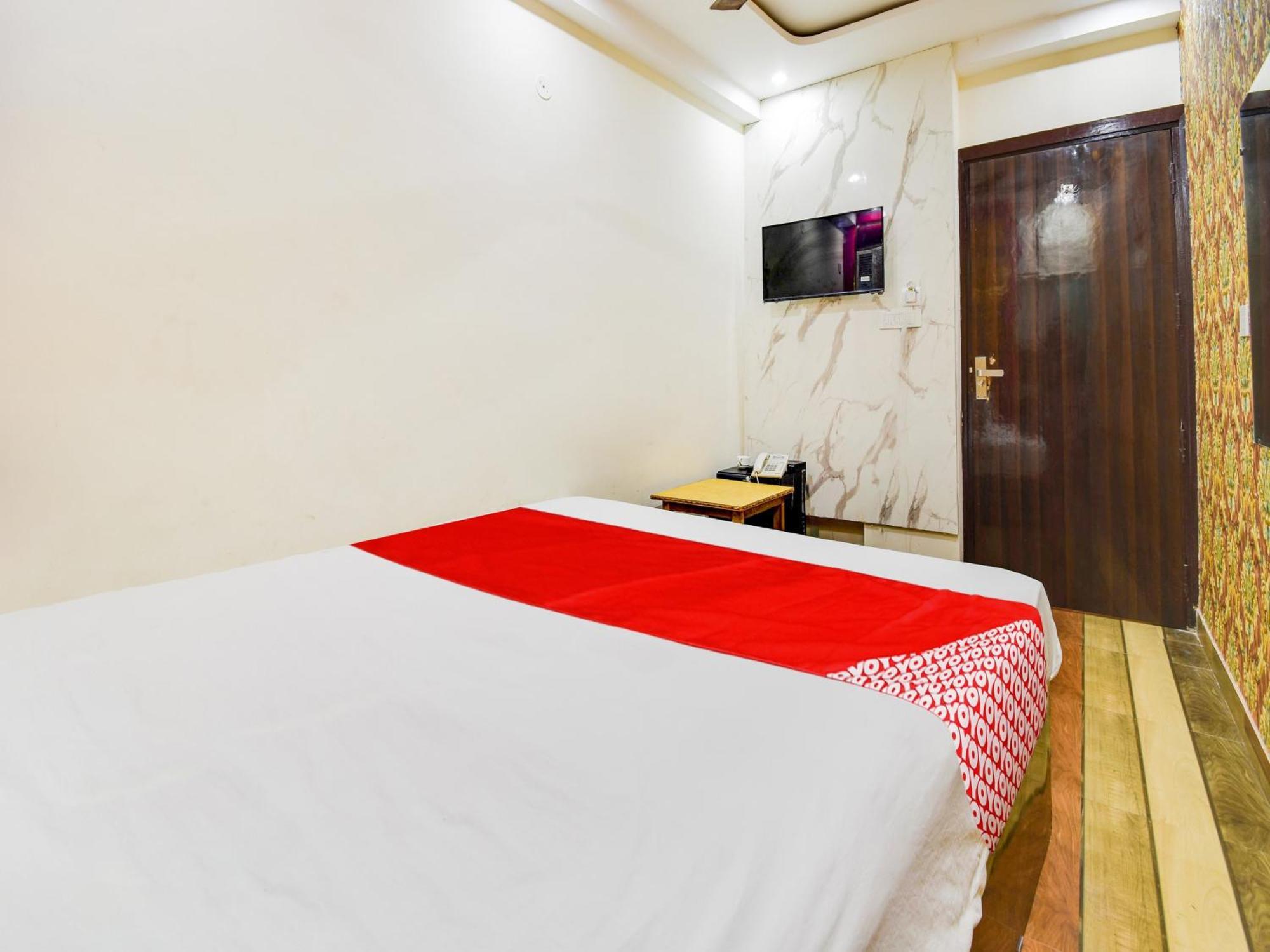 Hotel O Double Rr New Delhi Extérieur photo
