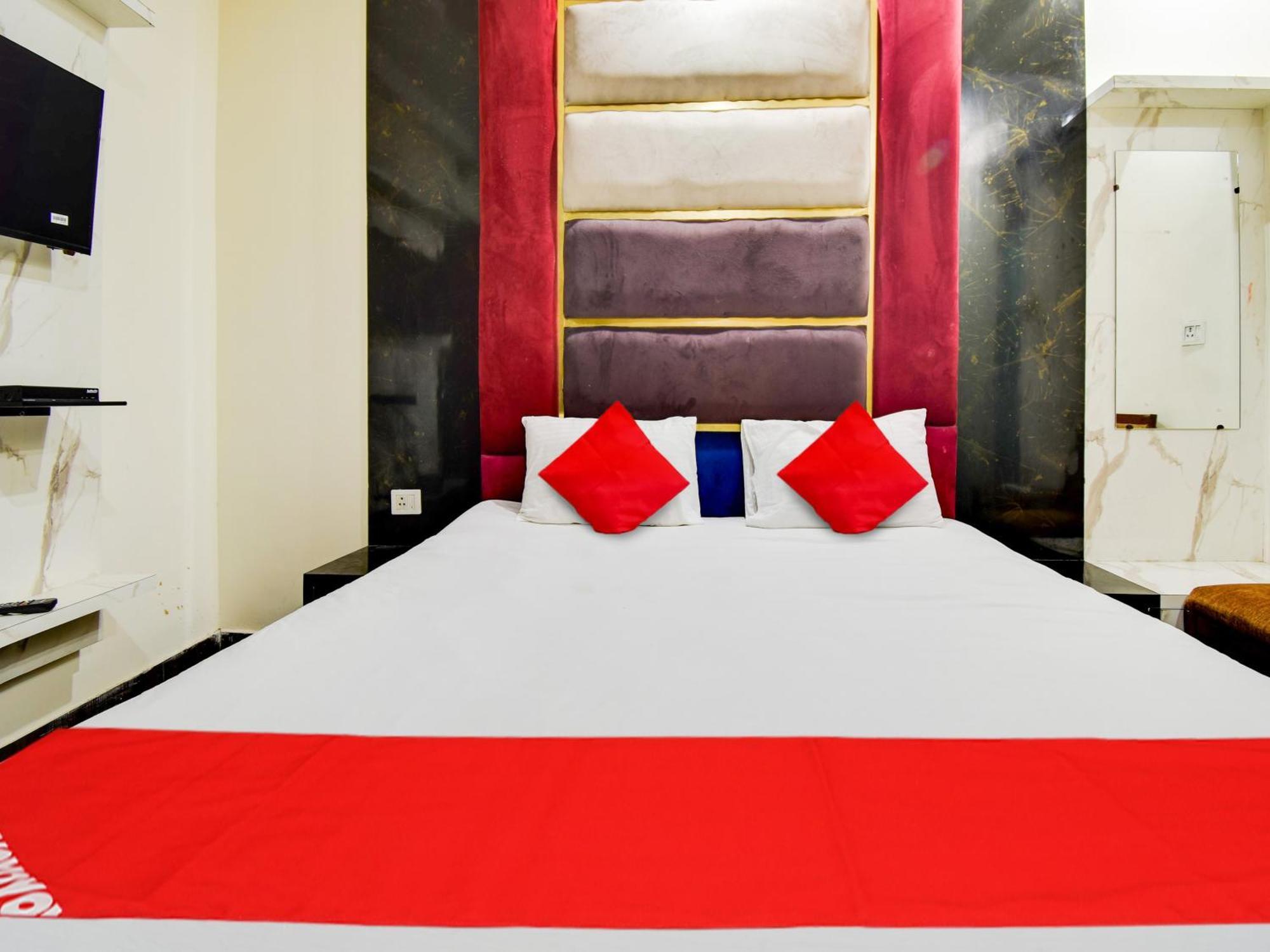 Hotel O Double Rr New Delhi Extérieur photo