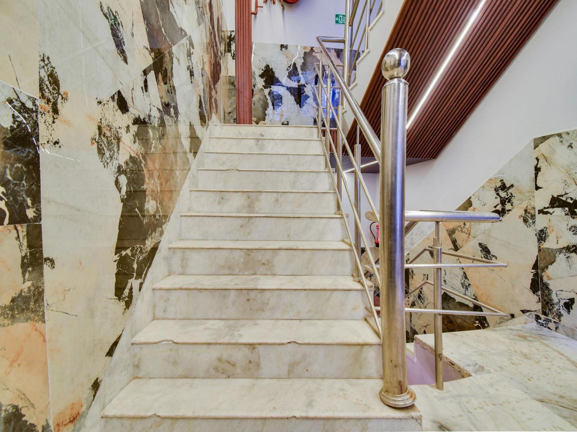 Hotel O Double Rr New Delhi Extérieur photo