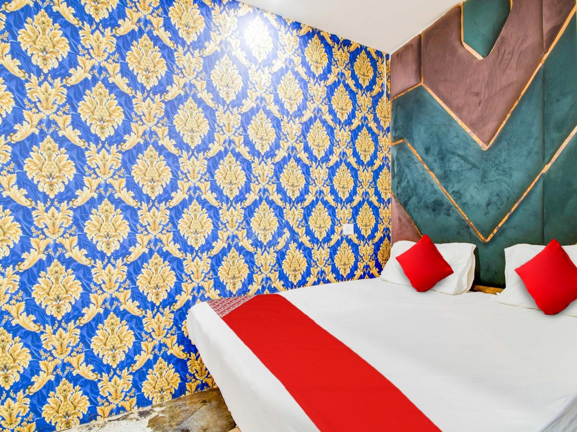 Hotel O Double Rr New Delhi Extérieur photo
